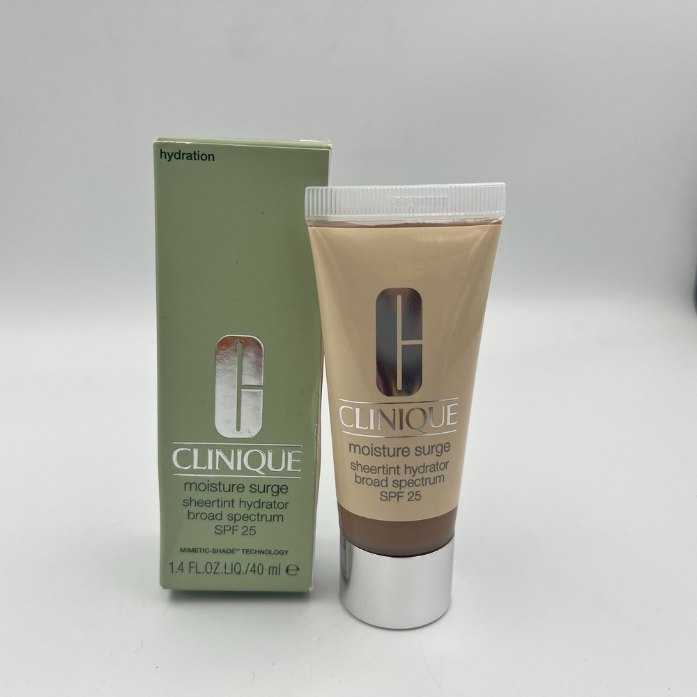 NEW! Clinique Moisture Surge Sheertint Hydrator 1.4 oz spf 25 Universal Medium